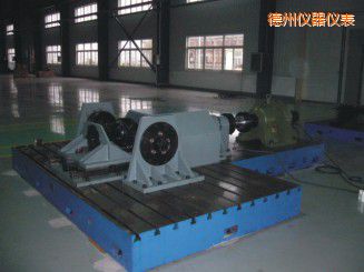 德州微機(jī)控制驅(qū)動橋總成扭轉(zhuǎn)試驗(yàn)機(jī)