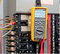 �ϲ�����Чֵ���I(y��)��ӛ��f�ñ�