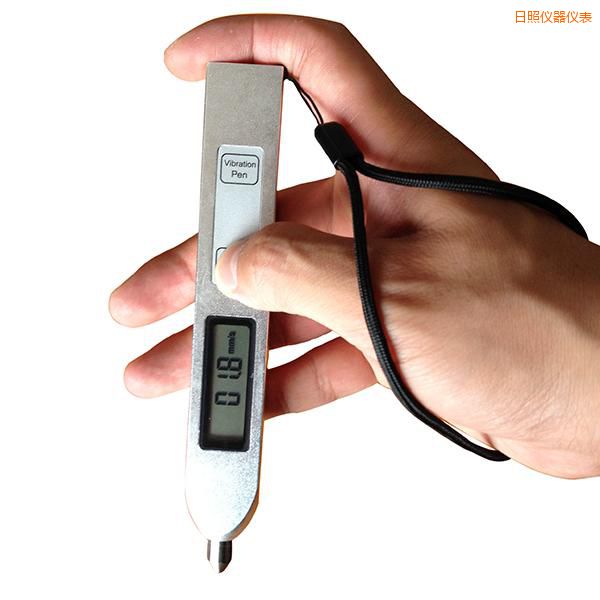 ���՜y(c��)��x