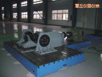章丘微機控制驅(qū)動橋總成扭轉(zhuǎn)試驗機