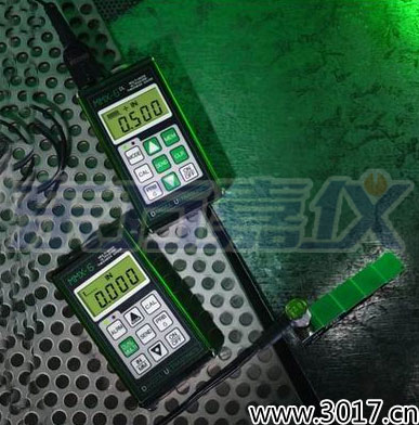 �����y��x